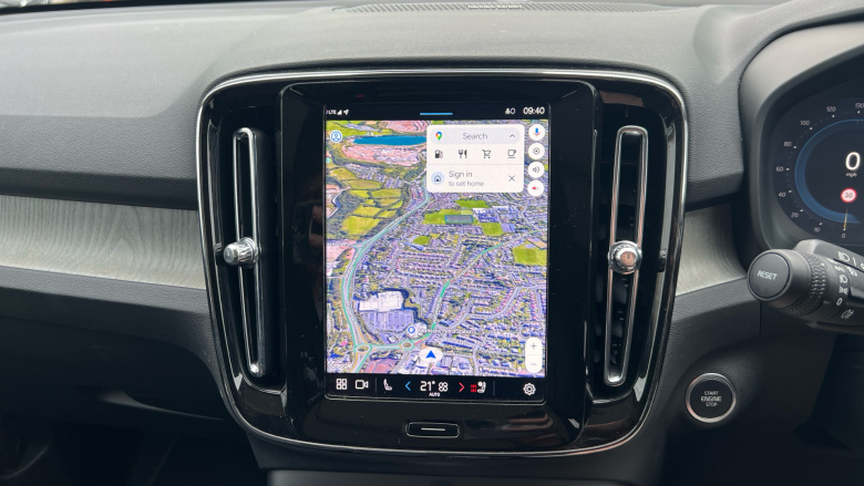 Volvo XC40 2.0 B3P Ultra Dark 5dr Auto Petrol Estate